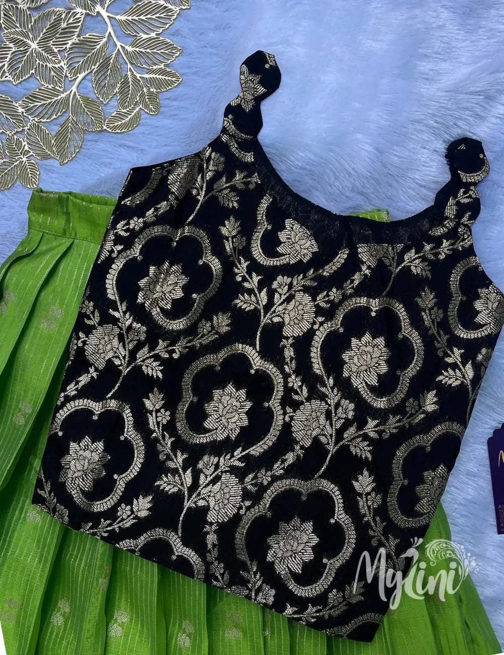 Black & Parrot Green Girls Ethnic Set - mylini