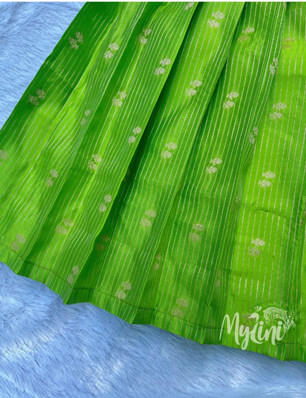 Black & Parrot Green Girls Ethnic Set - mylini